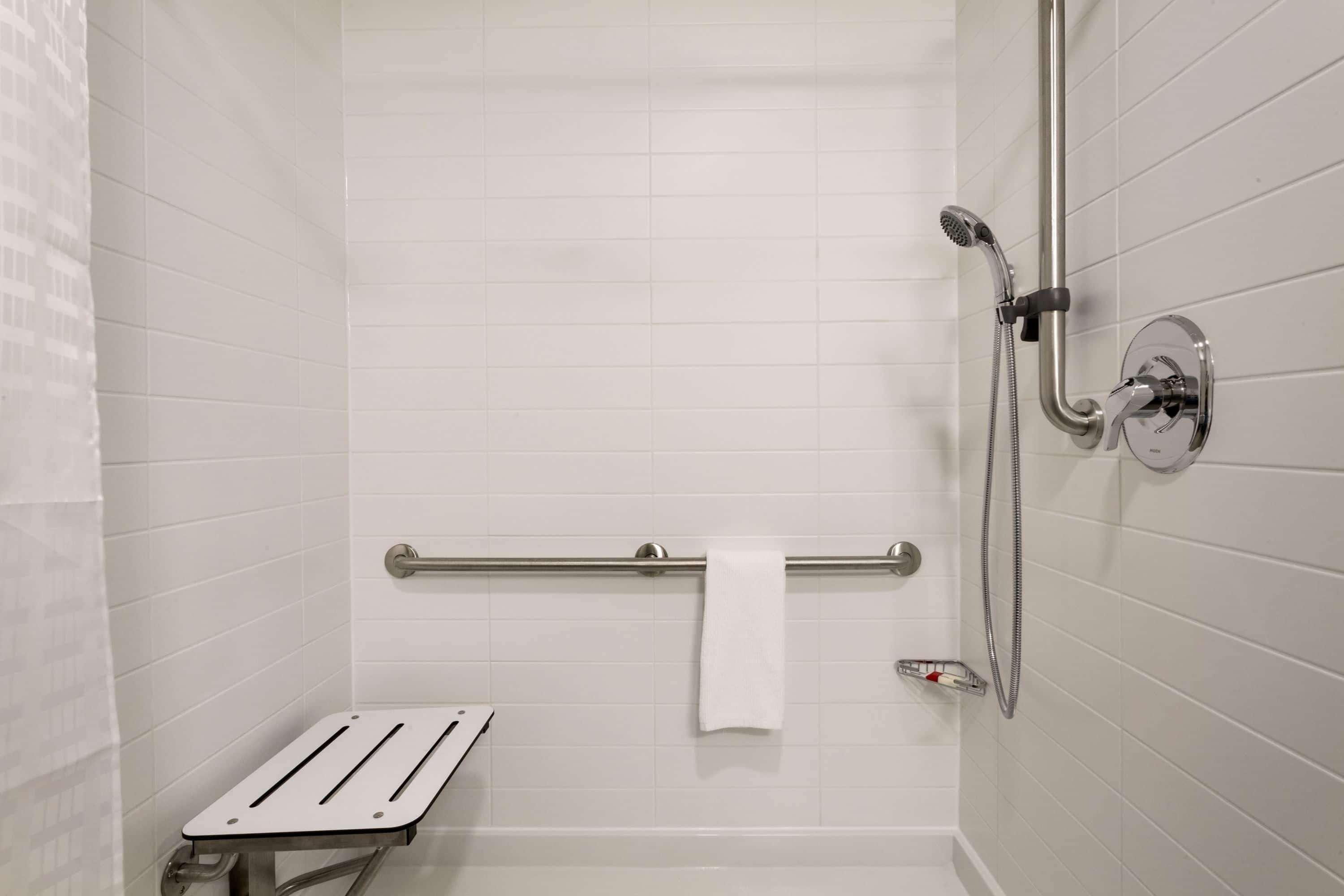 Microtel Inn & Suites By Wyndham Oyster Bay Ladysmith Buitenkant foto