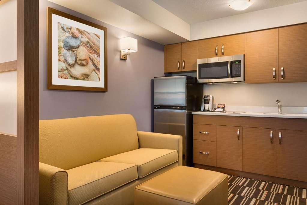 Microtel Inn & Suites By Wyndham Oyster Bay Ladysmith Kamer foto